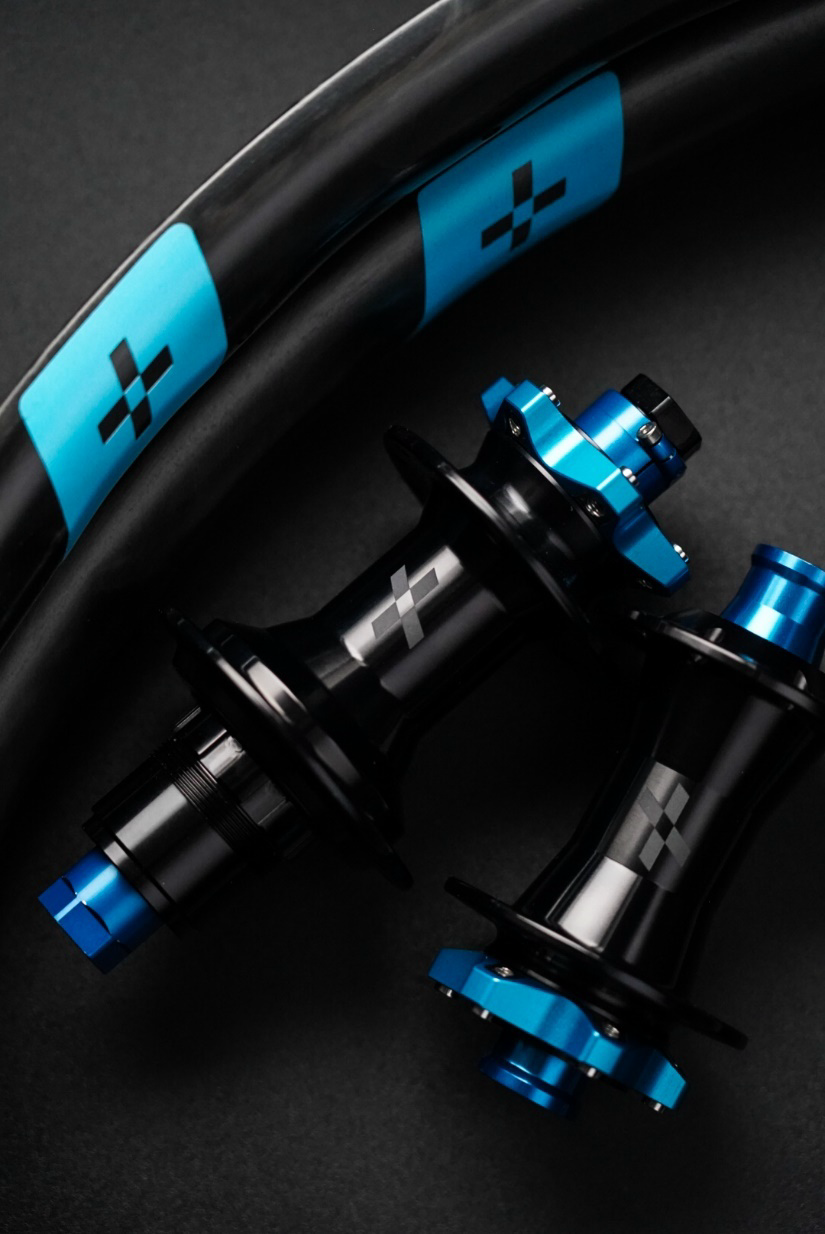 FORGE AND BOND, 30 EM CARBON | PROJECT 321 HUBS | 29", 27.5" and MULLET (Mx) WHEELSET