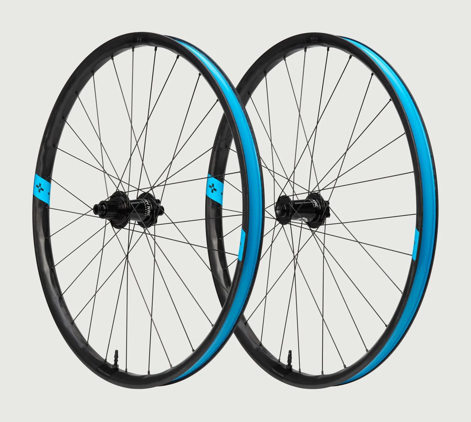 F B 30 EM 29 AGGRESSIVE ENDURO WHEELSET